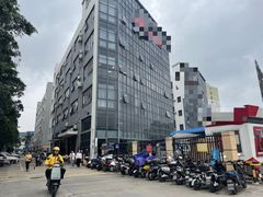 龙岗横岗眼镜厂旁独院一楼750平厂房低价出租