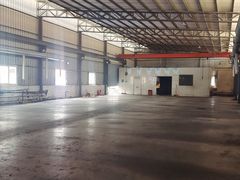带行车，行车工业区钢构厂房出租，带水电办公室装修出租