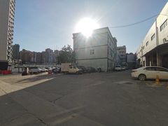 深圳李朗地铁口附近楼上厂房仓库出租500~1000大小可分租