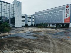 大亚湾原房东独门独院出租，单层面积1500平共三层，实际面积