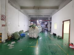 凤岗雁田布心带装修厂房楼上600平出租 适合毛刷电子加工仓库