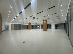 南山西丽大学城地铁口 精装修一楼 停车便利 行业不限