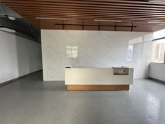 独立整层固戍地铁口村委直租楼上633平精装修水电齐全研发办公