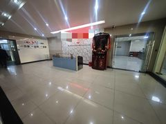 大岭山豪华装修，水电齐全，标准二楼2000平方出租