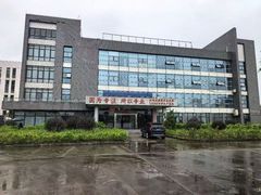 东莞市大朗镇离松山湖两公里原房东9成新独院标准厂房出租